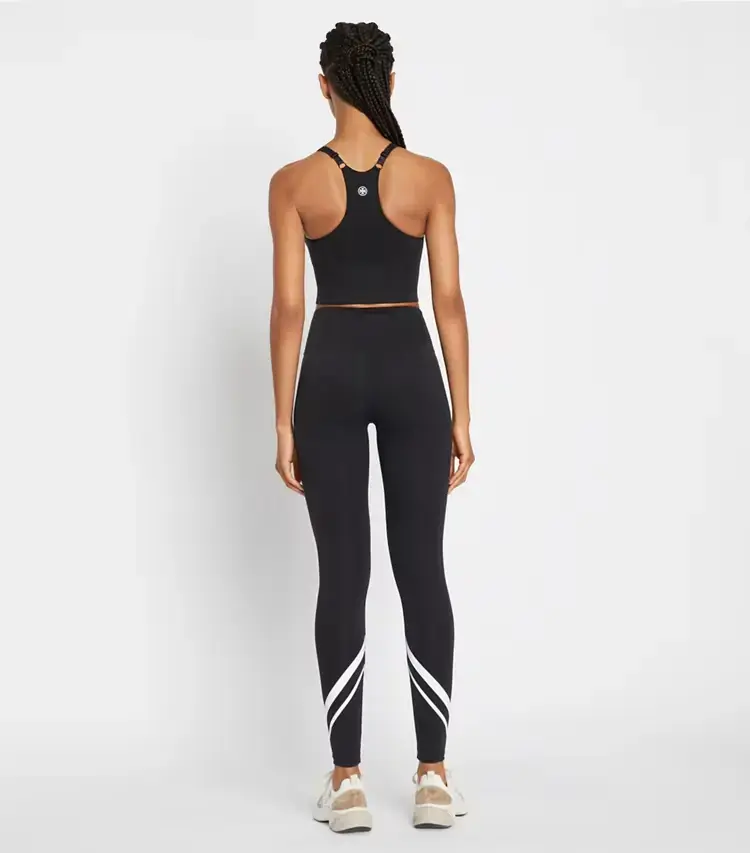 Weightless Chevron Legging - Image 3
