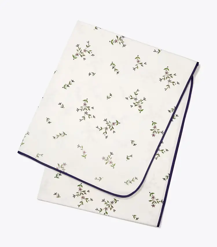 Jolie Fleur Square Tablecloth, 70"